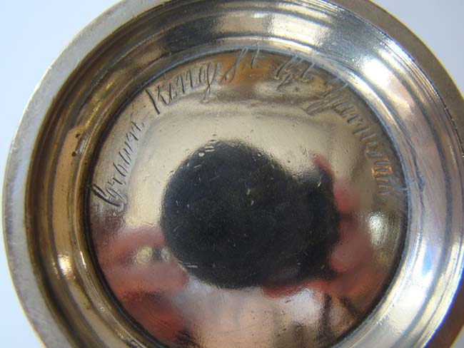 A fine collection of 19th century pewter tavern measures from the Crown Inn, Great Yarmouth, Norfolk, England, circa 1830-1850 — image 3